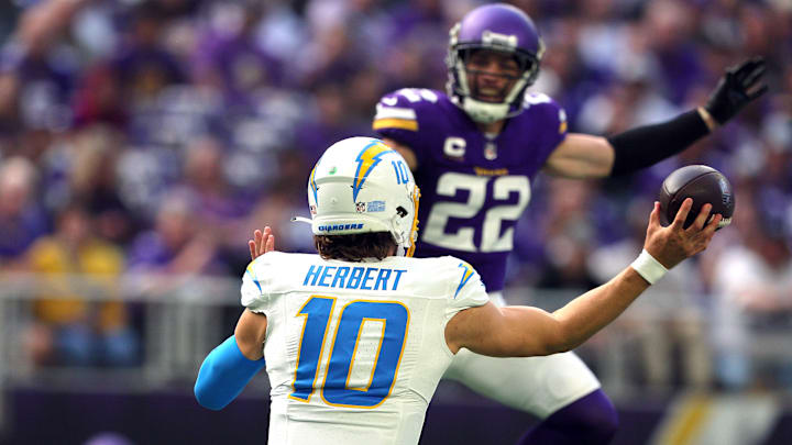 Los Angeles Chargers v Minnesota Vikings