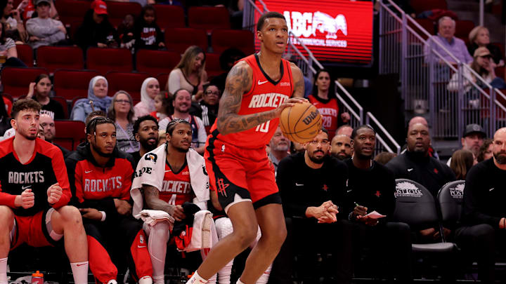 Mar 1, 2025; Houston, Texas, USA; Houston Rockets forward Jabari Smith Jr (10) shoots outside against the Sacramento Kings during the second quarter at Toyota Center. Mandatory Credit: Erik Williams-Imagn Images Mar 1, 2025; Houston, Texas, USA; Houston Rockets forward Jabari Smith Jr (10) shoots outside against the Sacramento Kings during the second quarter at Toyota Center. Mandatory Credit: Erik Williams-Imagn Images