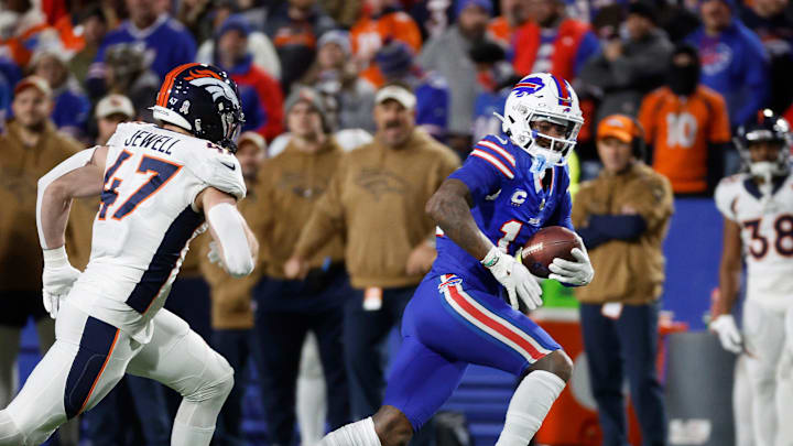 Buffalo Bills wide receiver Stefon Diggs (14) only had 3 catches against the Broncos.