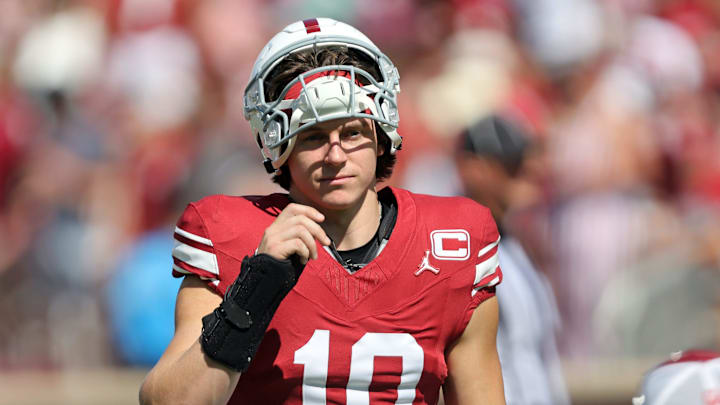 Oklahoma quarterback John Mateer 