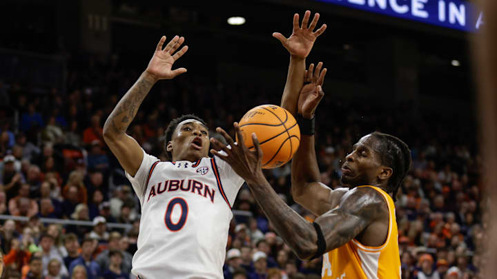 Tennessee v Auburn