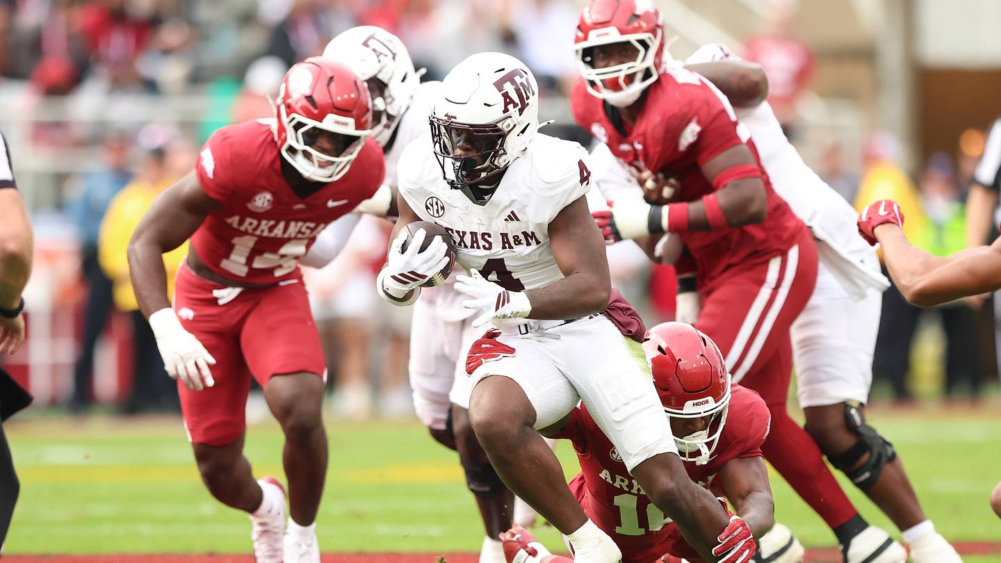 Texas A&M-Arkansas Rivalry Returns to College Station Under Rare Circumstances