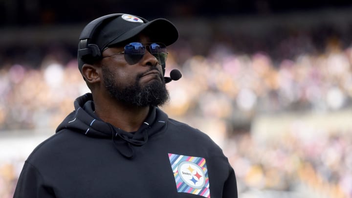 Oct 8, 2023; Pittsburgh, Pennsylvania, USA; Pittsburgh Steelers head coach Mike Tomlin on the Oct 8, 2023; Pittsburgh, Pennsylvania, USA; Pittsburgh Steelers head coach Mike Tomlin on the