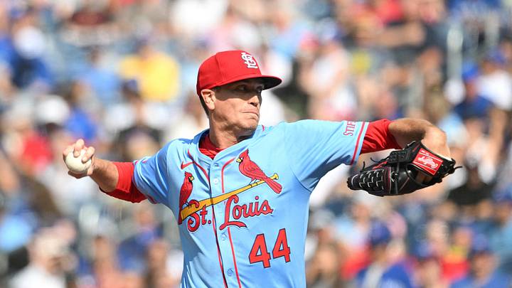 Sep 14, 2024; Toronto, Ontario, CAN; St. Louis Cardinals starting pitcher Kyle Gibson (44) delivers a pitch against the Toronto Blue Jays in the first inning at Rogers Centre. Mandatory Credit: Dan Hamilton-Imagn Images Sep 14, 2024; Toronto, Ontario, CAN; St. Louis Cardinals starting pitcher Kyle Gibson (44) delivers a pitch against the Toronto Blue Jays in the first inning at Rogers Centre. Mandatory Credit: Dan Hamilton-Imagn Images