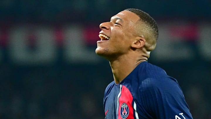 Paris Saint-Germain v RC Lens - Ligue 1 Uber Eats