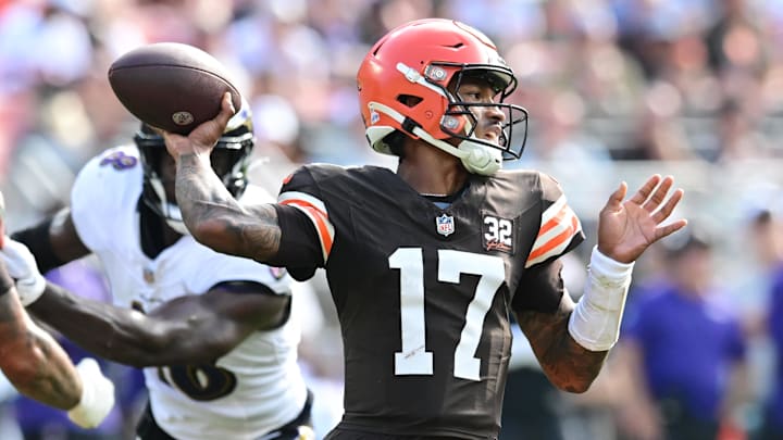 Oct 1, 2023; Cleveland, Ohio, USA; Cleveland Browns quarterback Dorian Thompson-Robinson (17) throws