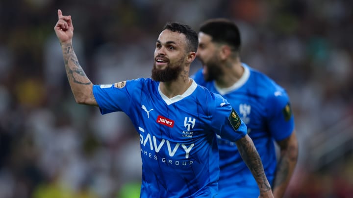 Michael já se despediu do Al Hilal para assinar com o Flamengo Michael já se despediu do Al Hilal para assinar com o Flamengo