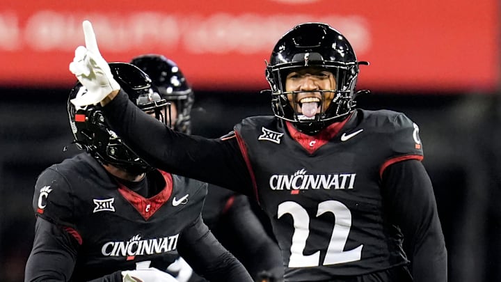 Cincinnati Bearcats linebacker Jonathan Thompson (22) celebrates after a sack during the NCAA college football game between the Cincinnati Bearcats and Kansas Jayhawks on Saturday, Nov. 25, 2023, at Nippert Stadium in Cincinnati. This is the Bearcats last game of the season, as well as their Senior Night Saturday. Cincinnati Bearcats linebacker Jonathan Thompson (22) celebrates after a sack during the NCAA college football game between the Cincinnati Bearcats and Kansas Jayhawks on Saturday, Nov. 25, 2023, at Nippert Stadium in Cincinnati. This is the Bearcats last game of the season, as well as their Senior Night Saturday.
