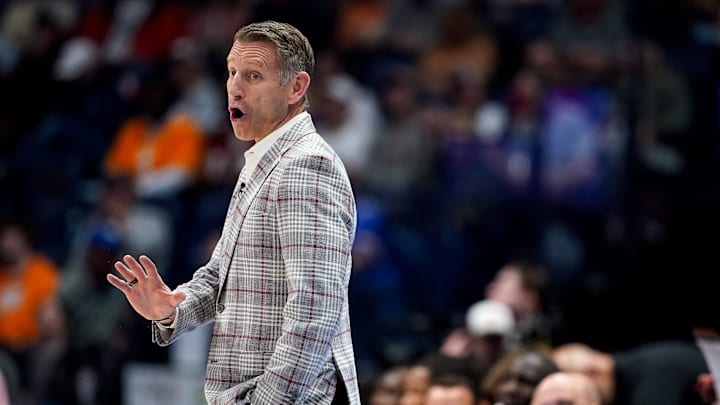 Alabama head coach Nate Oats works with his team against Florida during the first half of a Southeastern Conference tournament semifinal game at Bridgestone Arena in Nashville, Tenn., Saturday, March 15, 2025. Alabama head coach Nate Oats works with his team against Florida during the first half of a Southeastern Conference tournament semifinal game at Bridgestone Arena in Nashville, Tenn., Saturday, March 15, 2025.