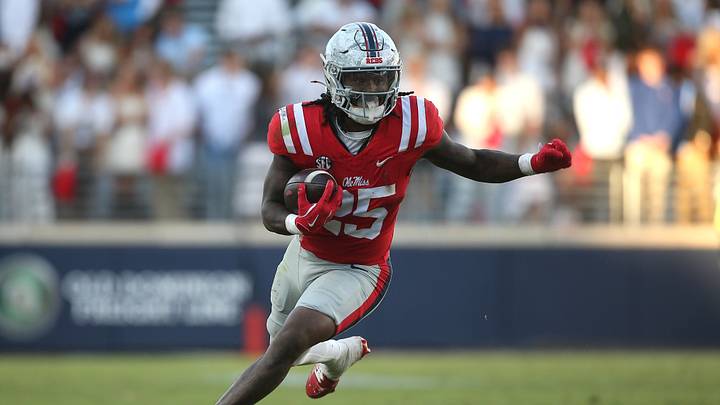 Oct 17, 2026; Oxford, Mississippi, USA; Mississippi Rebels running back Makhi Frazier (25) carries the ball during the second half against the Missouri Tigers at Vaught-Hemingway Stadium. Mandatory Credit: Petre Thomas-Imagn Images Oct 17, 2026; Oxford, Mississippi, USA; Mississippi Rebels running back Makhi Frazier (25) carries the ball during the second half against the Missouri Tigers at Vaught-Hemingway Stadium. Mandatory Credit: Petre Thomas-Imagn Images
