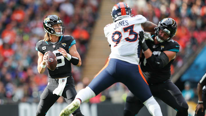 Oct 30, 2022; London, United Kingdom, Jacksonville Jaguars quarterback Trevor Lawrence (16) looks to