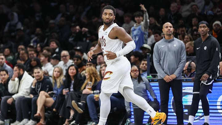 Oct 24, 2025; Brooklyn, New York, USA; Cleveland Cavaliers guard Donovan Mitchell (45) gestures after making a three point shot in the fourth quarter against the Brooklyn Nets at Barclays Center. Mandatory Credit: Wendell Cruz-Imagn Images Oct 24, 2025; Brooklyn, New York, USA; Cleveland Cavaliers guard Donovan Mitchell (45) gestures after making a three point shot in the fourth quarter against the Brooklyn Nets at Barclays Center. Mandatory Credit: Wendell Cruz-Imagn Images