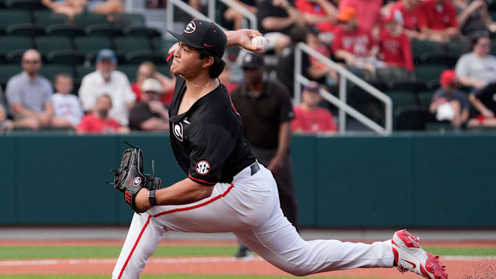 Georgia pitcher Brian Curley (7) throws the ball during a NCAA baseball game against Texas A&M in Athens, Ga., on Friday, May 16, 2025. Georgia pitcher Brian Curley (7) throws the ball during a NCAA baseball game against Texas A&M in Athens, Ga., on Friday, May 16, 2025.