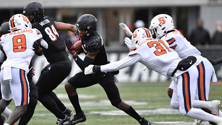 Receiver Ahmari Huggins-Bruce is no longer with the South Carolina football team and is back at Louisville