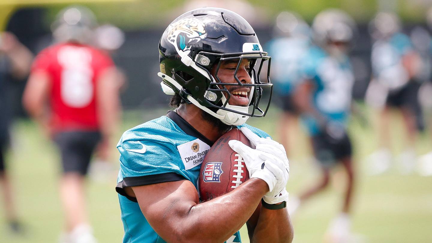 Top Depth Chart Battles That Will Define Jaguars Minicamp: Tuten Picks Up Steam