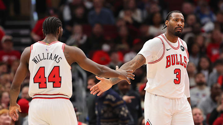 Cleveland Cavaliers v Chicago Bulls