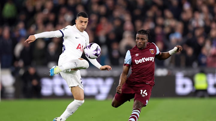 Pedro Porro being closely watched by Mohammed Kudus at the London Stadium last season