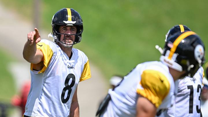 Aug 03, 2026; Latrobe, PA, USA; Pittsburgh Steelers quarterback Aaron Rodgers (8) calls an audible during a practice session at Training camp at Saint Vincent College. Mandatory Credit: Barry Reeger-Imagn Images Aug 03, 2026; Latrobe, PA, USA; Pittsburgh Steelers quarterback Aaron Rodgers (8) calls an audible during a practice session at Training camp at Saint Vincent College. Mandatory Credit: Barry Reeger-Imagn Images