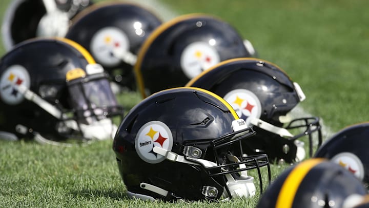 May 24, 2022; Pittsburgh, PA, USA;  Pittsburgh Steelers helmets are seen as the team participates