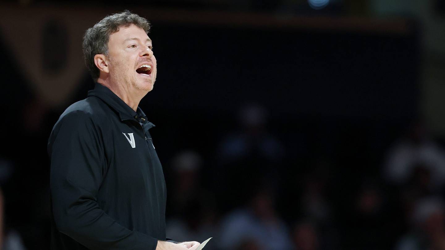 Vanderbilt Basketball Isn't Basking in Exhibition Performance, Maybe That Indicates Mark Byington Has Something