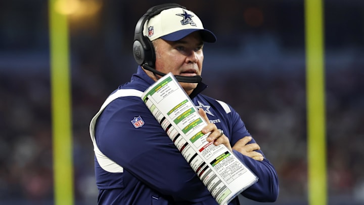 Sep 11, 2022; Arlington, Texas, USA;  Dallas Cowboys head coach Mike McCarthy reacts during the first half against the Tampa Bay Buccaneers at AT&T Stadium. Mandatory Credit: Kevin Jairaj-USA TODAY Sports
