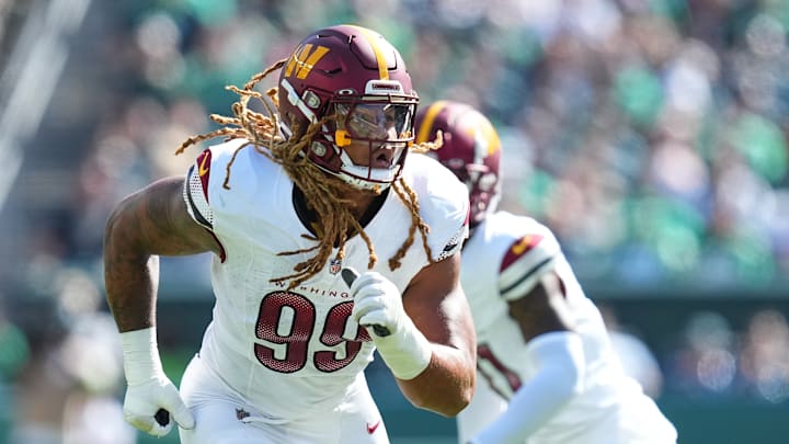 Washington Commanders defensive end Chase Young (99)