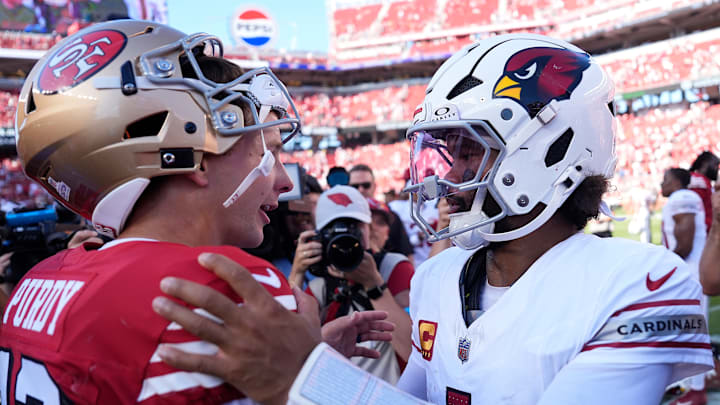 Arizona Cardinals quarterback Kyler Murray (R) and San Francisco 49ers quarterback Brock Purdy (L)