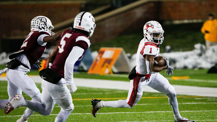 Scenes from De Smet Jesuit vs Nixa