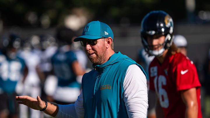 Jacksonville Jaguars head coach Liam Coen watches practice during an NFL training camp second session at the Miller Electric Center, Thursday, July 24, 2025, in Jacksonville, Fla. [Doug Engle/Florida Times-Union]