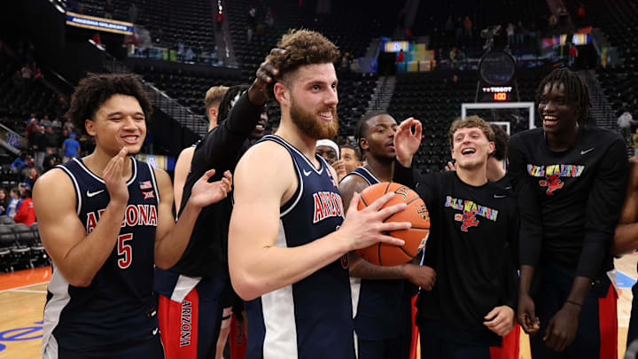 Nov 14, 2025; Inglewood, California, USA; Arizona Wildcats guard Anthony Dell'Orso (3, middle) is congratulated by teammates after defeating the UCLA Bruins 69-65 at Intuit Dome. Mandatory Credit: Kiyoshi Mio-Imagn Images Nov 14, 2025; Inglewood, California, USA; Arizona Wildcats guard Anthony Dell'Orso (3, middle) is congratulated by teammates after defeating the UCLA Bruins 69-65 at Intuit Dome. Mandatory Credit: Kiyoshi Mio-Imagn Images