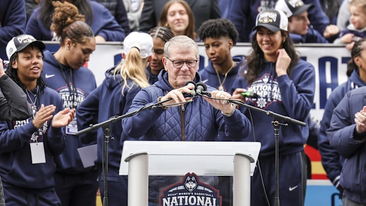 Apr 13, 2025; Hartford, CT, USA; UConn Huskies head coach Geno Auriemma adjusts the microphones prior to his speech during the Final Four champions victory parade and rally outside of the XL Center in Hartford, CT. Mandatory Credit: Scott Rausenberger-Imagn Images Apr 13, 2025; Hartford, CT, USA; UConn Huskies head coach Geno Auriemma adjusts the microphones prior to his speech during the Final Four champions victory parade and rally outside of the XL Center in Hartford, CT. Mandatory Credit: Scott Rausenberger-Imagn Images