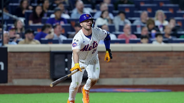 Sep 17, 2024; New York City, New York, USA; New York Mets first baseman Pete Alonso (20) follows through on a double against the Washington Nationals during the fifth inning at Citi Field. Mandatory Credit: Brad Penner-Imagn Images Sep 17, 2024; New York City, New York, USA; New York Mets first baseman Pete Alonso (20) follows through on a double against the Washington Nationals during the fifth inning at Citi Field. Mandatory Credit: Brad Penner-Imagn Images