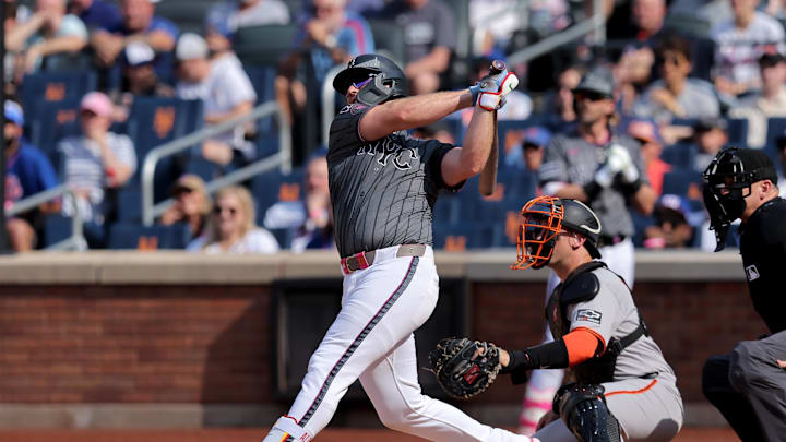 Aug 2, 2025; New York City, New York, USA; New York Mets first baseman Pete Alonso (20) follows through on a three run home run against the San Francisco Giants during the first inning at Citi Field. Mandatory Credit: Brad Penner-Imagn Images Aug 2, 2025; New York City, New York, USA; New York Mets first baseman Pete Alonso (20) follows through on a three run home run against the San Francisco Giants during the first inning at Citi Field. Mandatory Credit: Brad Penner-Imagn Images