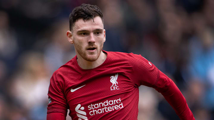 Andy Robertson a reçu un coup de coude de la part d'un arbitre ce week-end face à Arsenal 