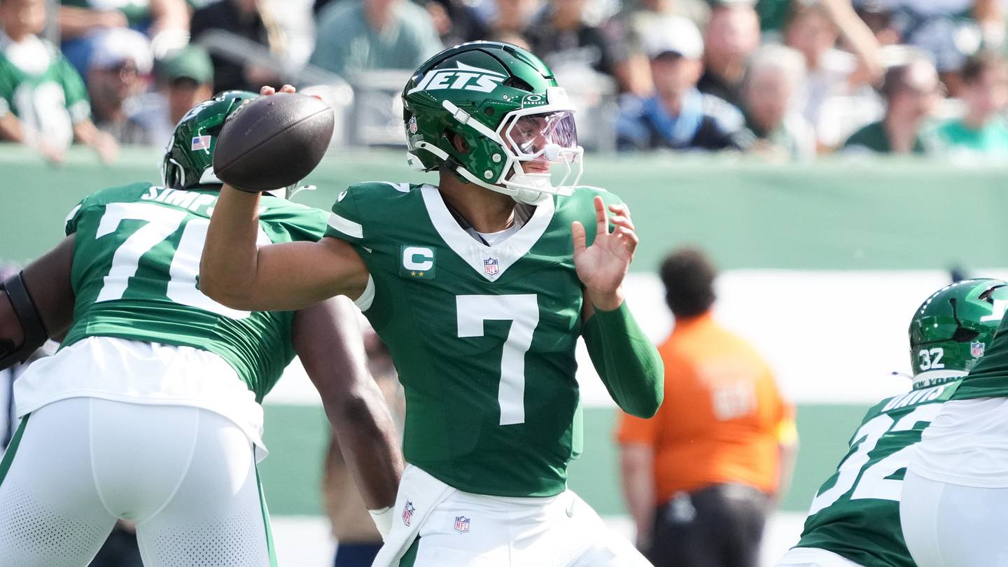Where Justin Fields can win if Chiefs need him to step in