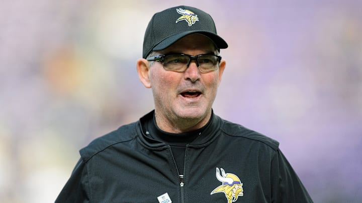 Dallas Cowboys defensive coordinator Mike Zimmer