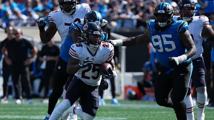 Sep 13, 2026; Charlotte, North Carolina, USA; Chicago Bears running back Kyle Monangai (25) runs with the ball in the second half against the Carolina Panthers at Bank of America Stadium. Mandatory Credit: Jim Dedmon-Imagn Images Sep 13, 2026; Charlotte, North Carolina, USA; Chicago Bears running back Kyle Monangai (25) runs with the ball in the second half against the Carolina Panthers at Bank of America Stadium. Mandatory Credit: Jim Dedmon-Imagn Images