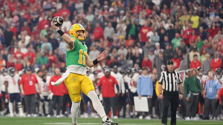 Vrbo Fiesta Bowl - Liberty v Oregon
