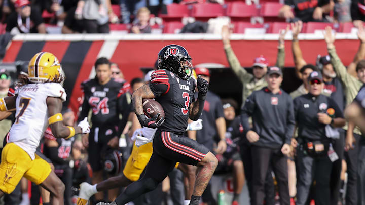 Nov 4, 2023; Salt Lake City, Utah, USA; Utah Utes running back Ja'Quinden Jackson (3) runs for a