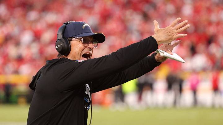 Oct 18, 2026; Kansas City, Missouri, USA; Los Angeles Chargers head coach Jim Harbaugh reacts to a play during the fourth quarter against the Kansas City Chiefs at GEHA Field at Arrowhead Stadium. Mandatory Credit: William Purnell-Imagn Images Oct 18, 2026; Kansas City, Missouri, USA; Los Angeles Chargers head coach Jim Harbaugh reacts to a play during the fourth quarter against the Kansas City Chiefs at GEHA Field at Arrowhead Stadium. Mandatory Credit: William Purnell-Imagn Images
