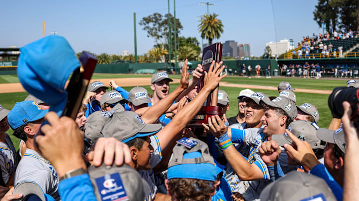 UCLA advances to the College World Series UCLA advances to the College World Series
