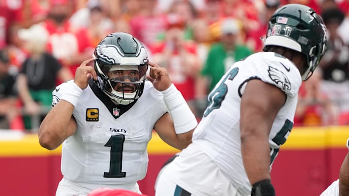 Sep 14, 2025; Kansas City, Missouri, USA; Philadelphia Eagles quarterback Jalen Hurts (1) calls a play line of scrimmage against the Kansas City Chiefs during the second quarter of the game at GEHA Field at Arrowhead Stadium. Mandatory Credit: Denny Medley-Imagn Images Sep 14, 2025; Kansas City, Missouri, USA; Philadelphia Eagles quarterback Jalen Hurts (1) calls a play line of scrimmage against the Kansas City Chiefs during the second quarter of the game at GEHA Field at Arrowhead Stadium. Mandatory Credit: Denny Medley-Imagn Images