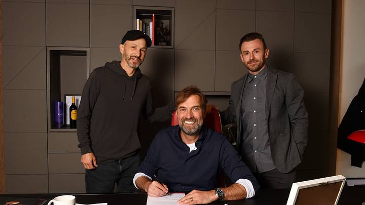 Jurgen Klopp Signs A Contract Extension at Liverpool Jurgen Klopp Signs A Contract Extension at Liverpool