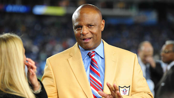 Dec 17, 2012; Nashville, TN, USA; NFL former quarterback Warren Moon answers questions from the media before a game between the Tennessee Titans and the New York Jets at LP Field. Mandatory credit: Don McPeak- Imagn Images Dec 17, 2012; Nashville, TN, USA; NFL former quarterback Warren Moon answers questions from the media before a game between the Tennessee Titans and the New York Jets at LP Field. Mandatory credit: Don McPeak- Imagn Images