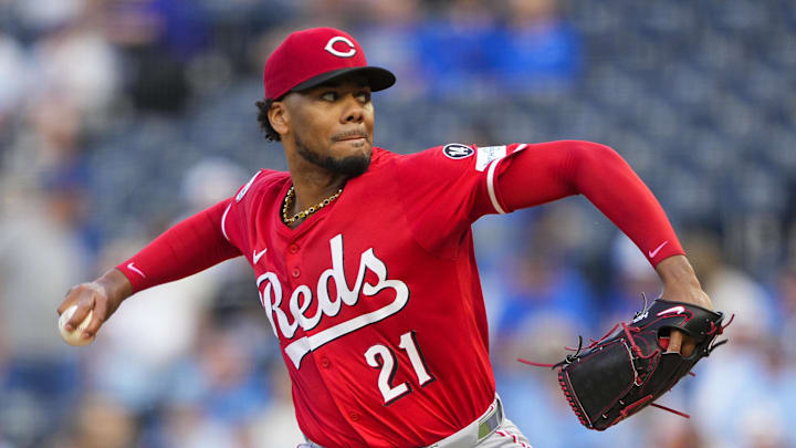 May 28, 2025; Kansas City, Missouri, USA; Cincinnati Reds starting pitcher Hunter Greene (21) pitches during the first inning against the Kansas City Royals at Kauffman Stadium. Mandatory Credit: Jay Biggerstaff-Imagn Images