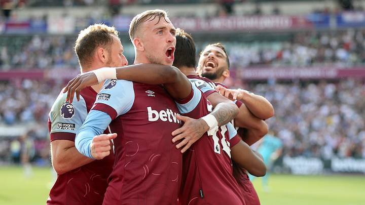 West Ham take on Aston Villa in Sunday's only game West Ham take on Aston Villa in Sunday's only game
