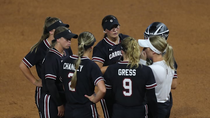 May 8, 2025; Athens, GA, USA;  South Carolina teammates meet on the mound during a game against Texas A&M at Jack Turner Stadium. Mandatory Credit: Mady Mertens-Imagn Images