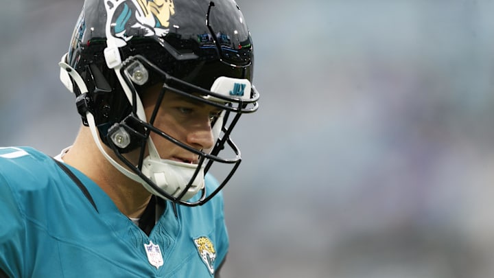Dec 29, 2024; Jacksonville, Florida, USA; Jacksonville Jaguars quarterback Mac Jones (10) during the game against the Tennessee Titans at EverBank Stadium. Mandatory Credit: Morgan Tencza-Imagn Images