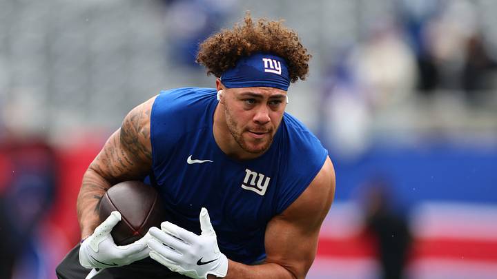 New York Giants tight end Theo Johnson is dealing with a neck injury. New York Giants tight end Theo Johnson is dealing with a neck injury.