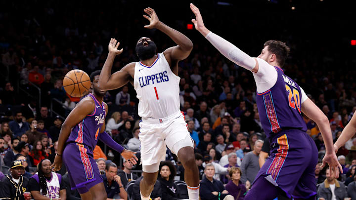 Los Angeles Clippers v Phoenix Suns